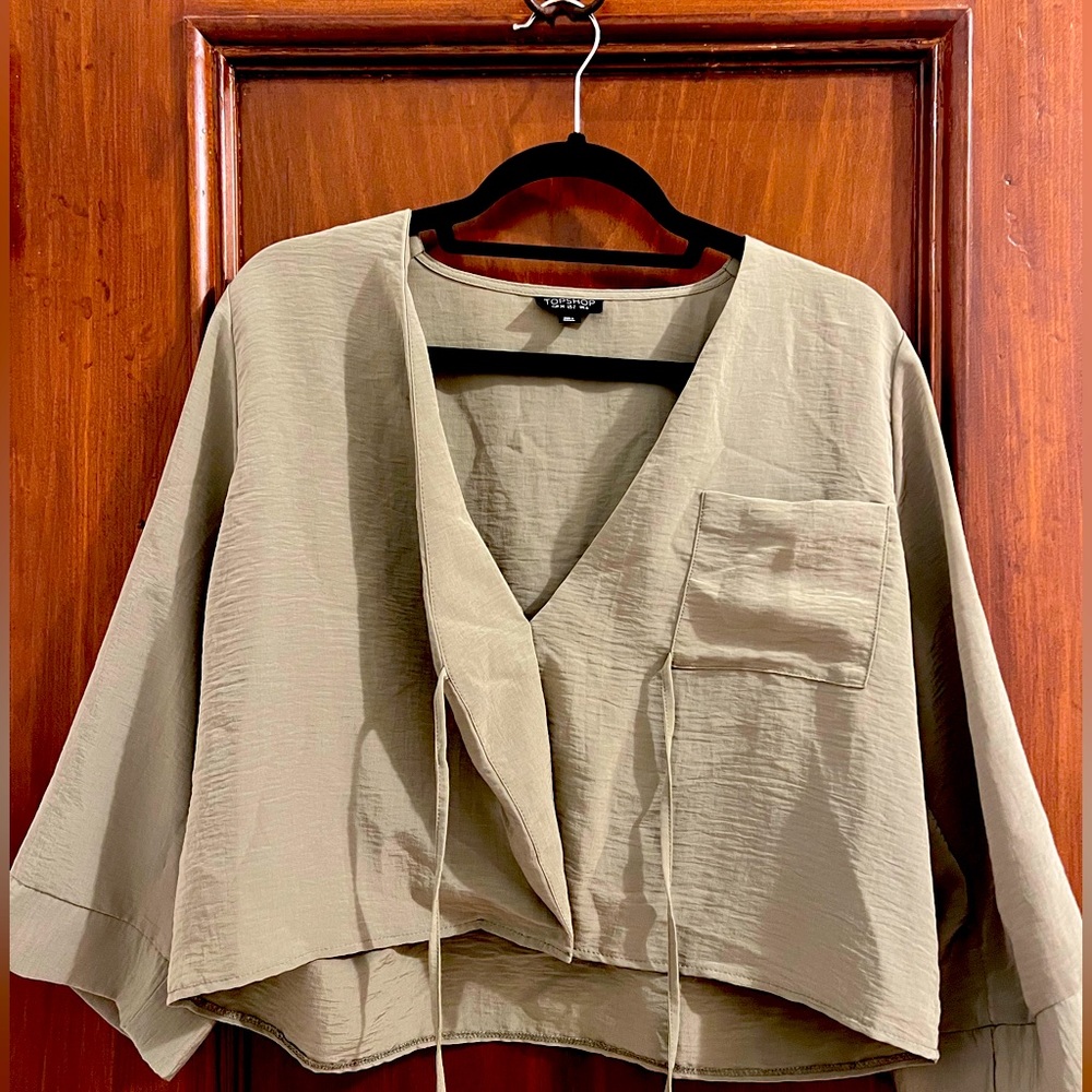 Flowy army green top